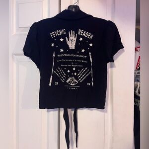 Black Psychic Reader Graphic Top | Hot Topic | Crop top / Tie Up